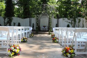 beautiful outdoor wedding venue in marietta ga